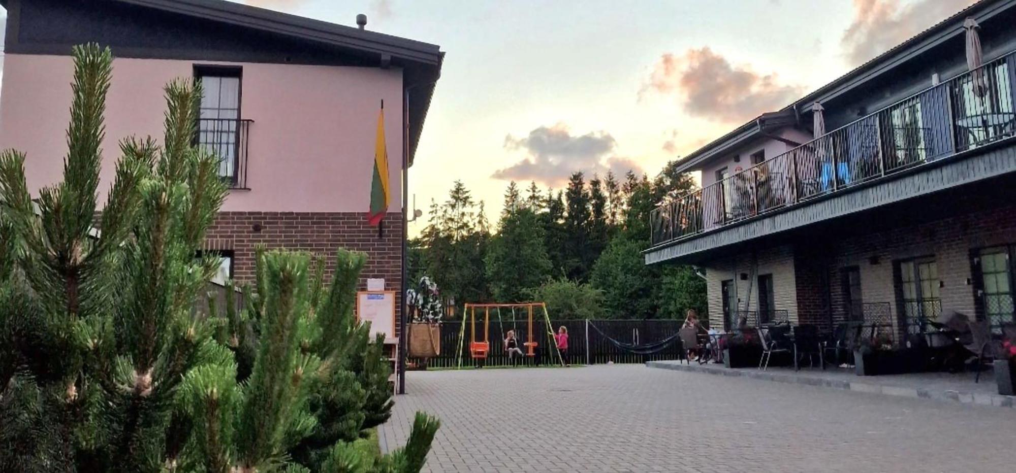 Palanga Inn Exterior photo